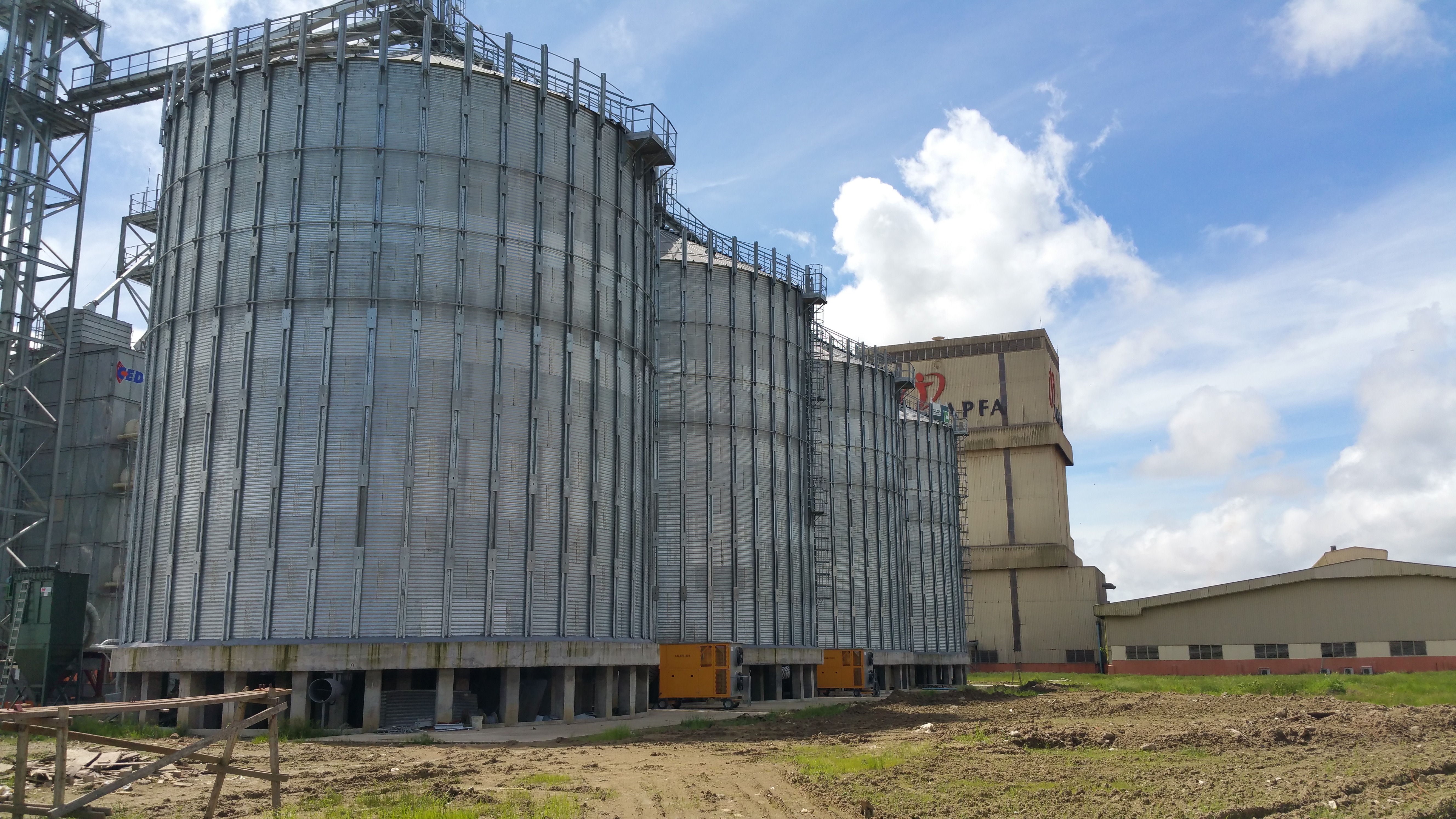 Chilling conservation grain-feed 