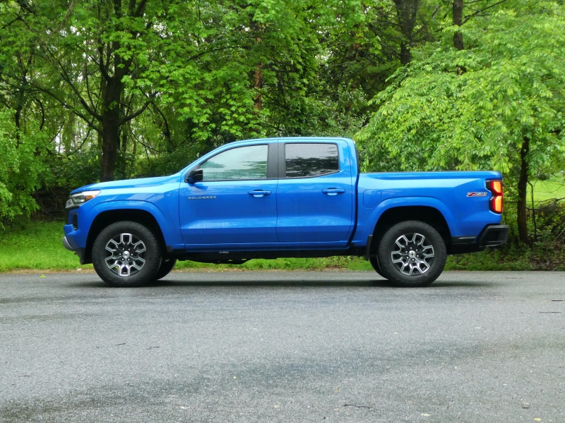 2024 Chevrolet Colorado Z71 ・  Photo by Brady Holt