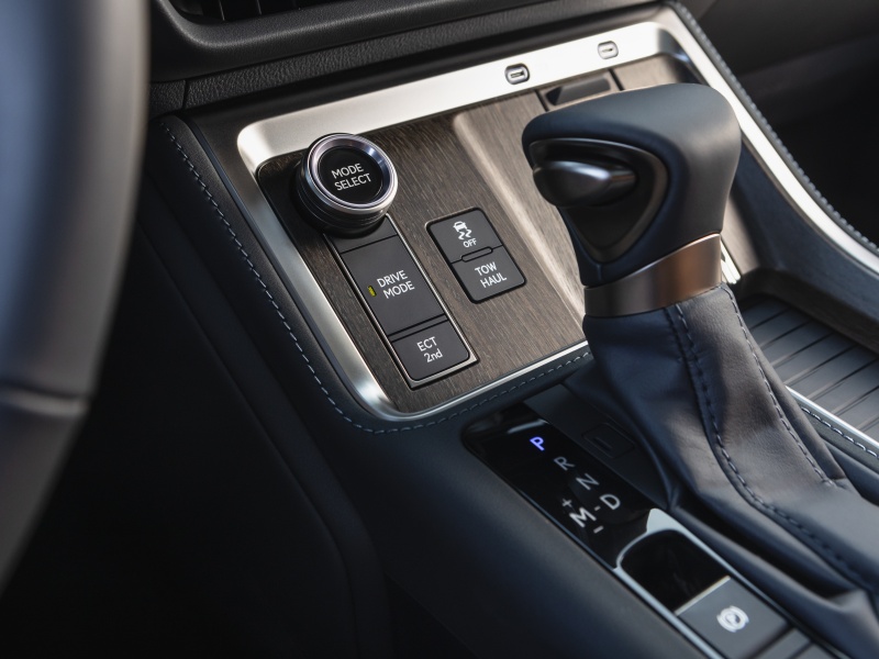 2024 Lexus GX Luxury+ ・  Photo by Lexus