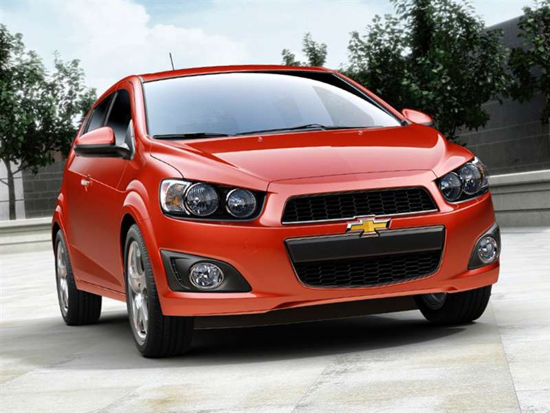 2015 Chevrolet Sonic Hatchback ・  Photo by Chevrolet