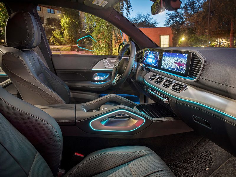  Photo by Mercedes-Benz 
