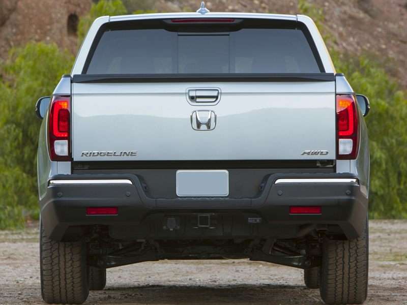 2017 Honda Ridgeline ・  Photo by Honda 
