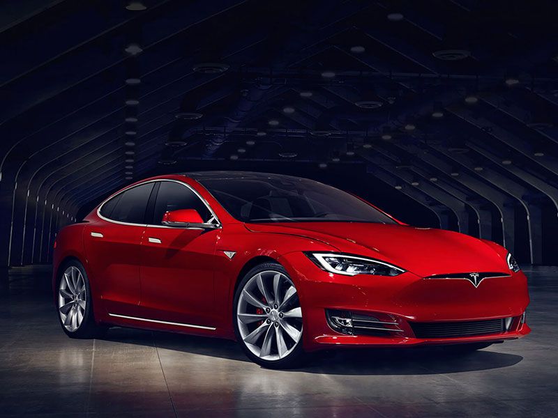  Photo by Tesla 