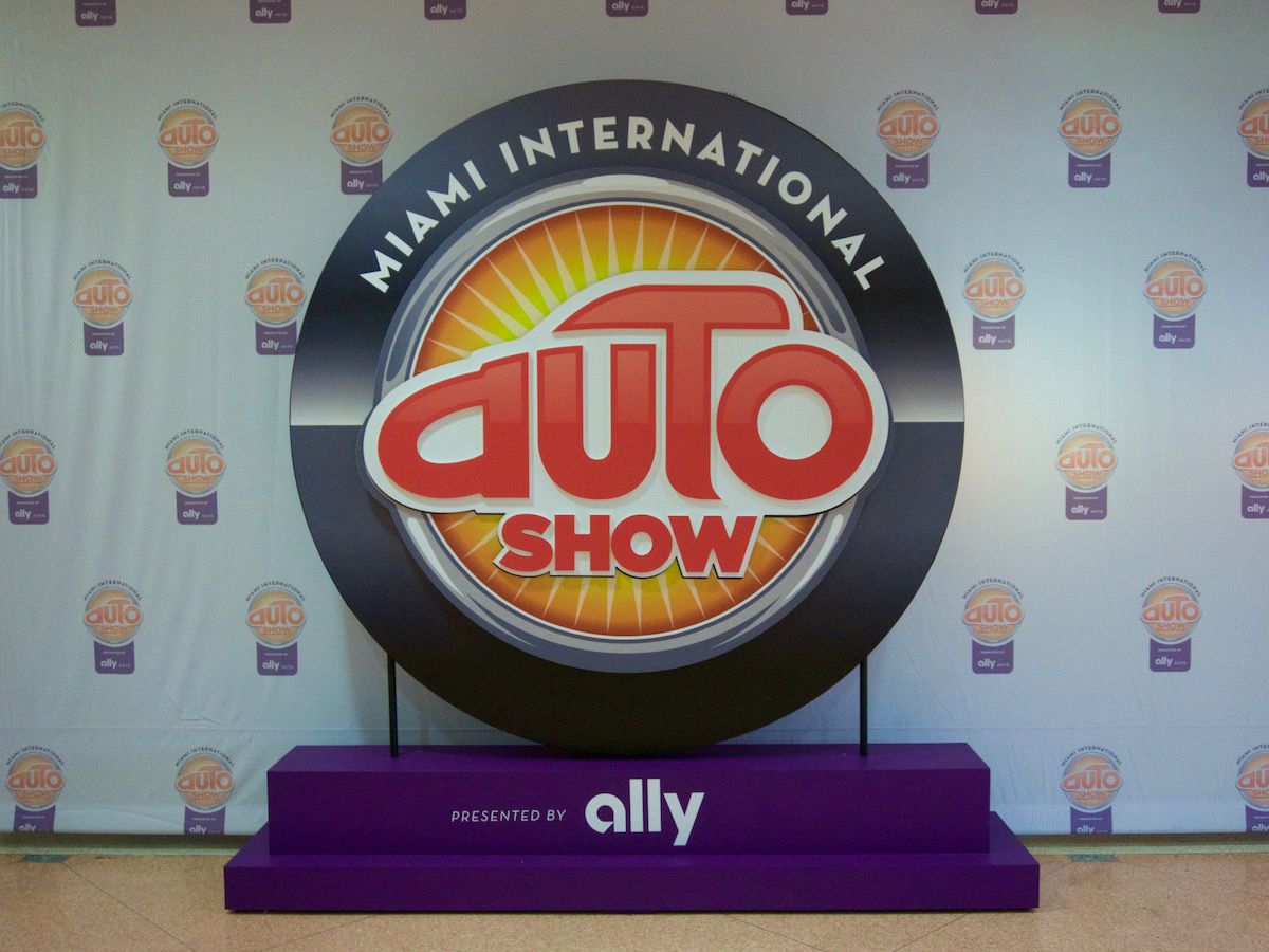 2016 Miami Auto Show by Jason Fogelson 