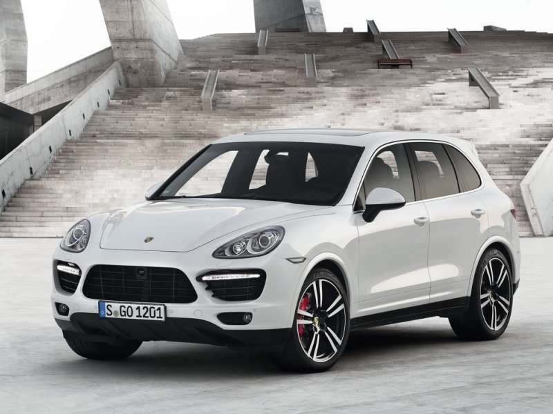 2013 porsche cayenne turbo-S 