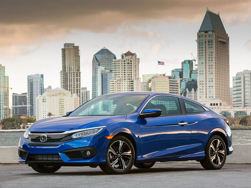 2016 Honda Civic Coupe front profile ・  Photo by Honda 