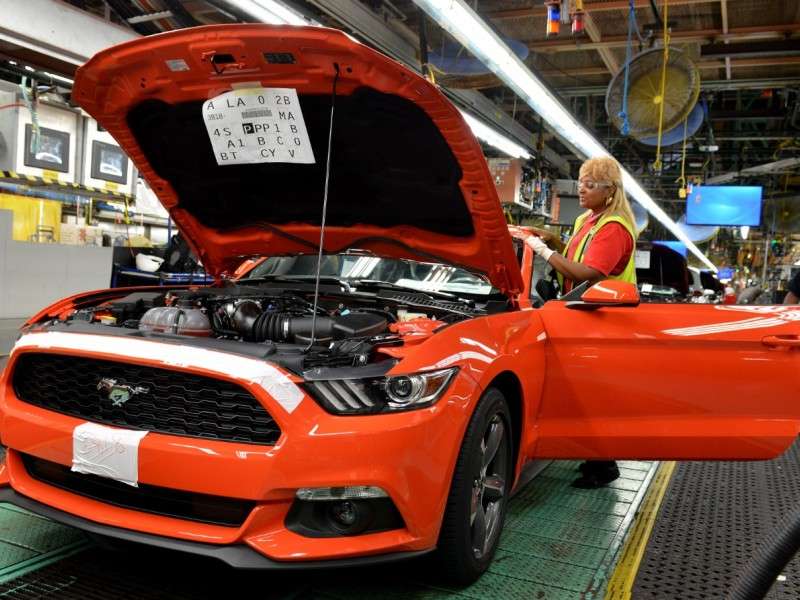 2015 ford mustang production 