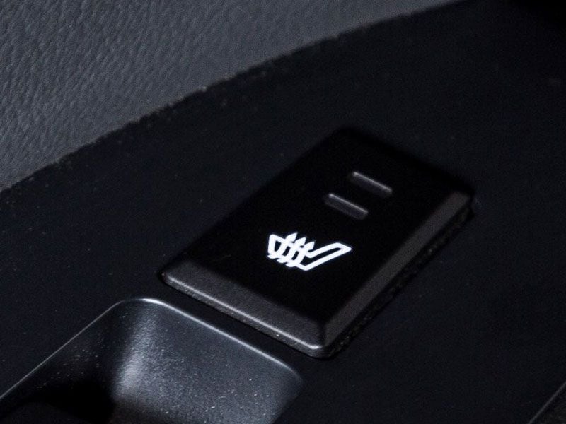 2017 Hyundai Elantra Sedan heated rear seat control 