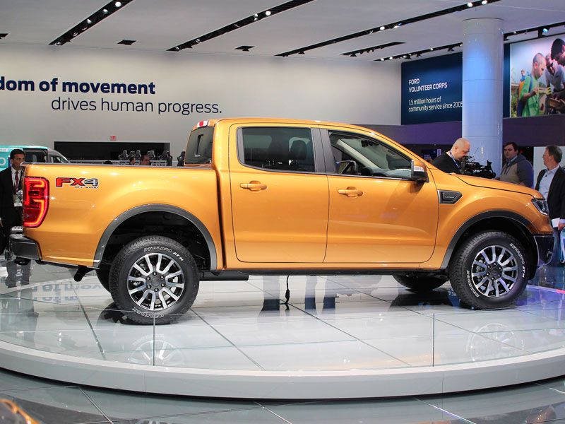 2019 Ford Ranger Side MC 1 ・  Photo by Matt Carpenter