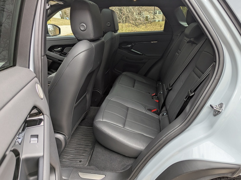 2025 Range Rover Evoque ・  Photo by Brady Holt
