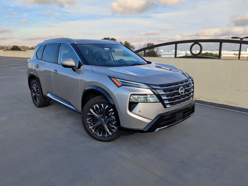 2025 Nissan Rogue Platinum ・  Photo by Brady Holt