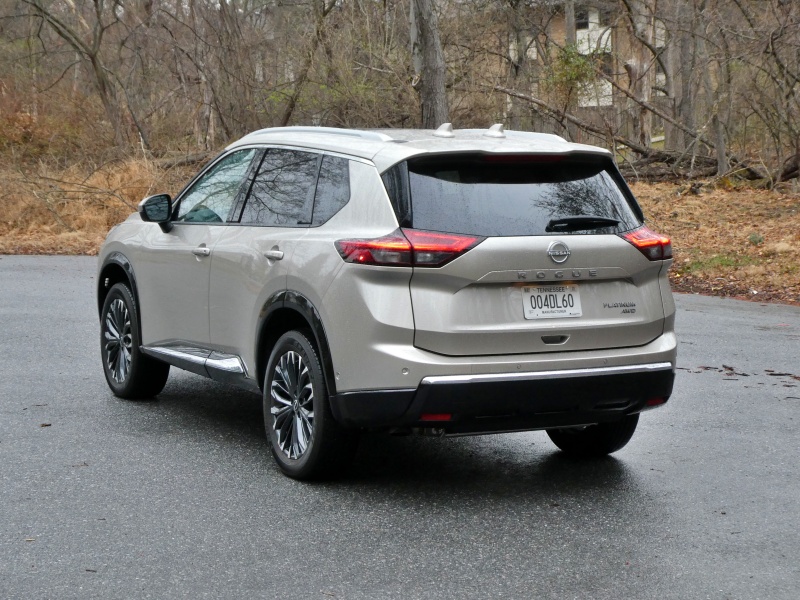 2025 Nissan Rogue Platinum ・  Photo by Brady Holt