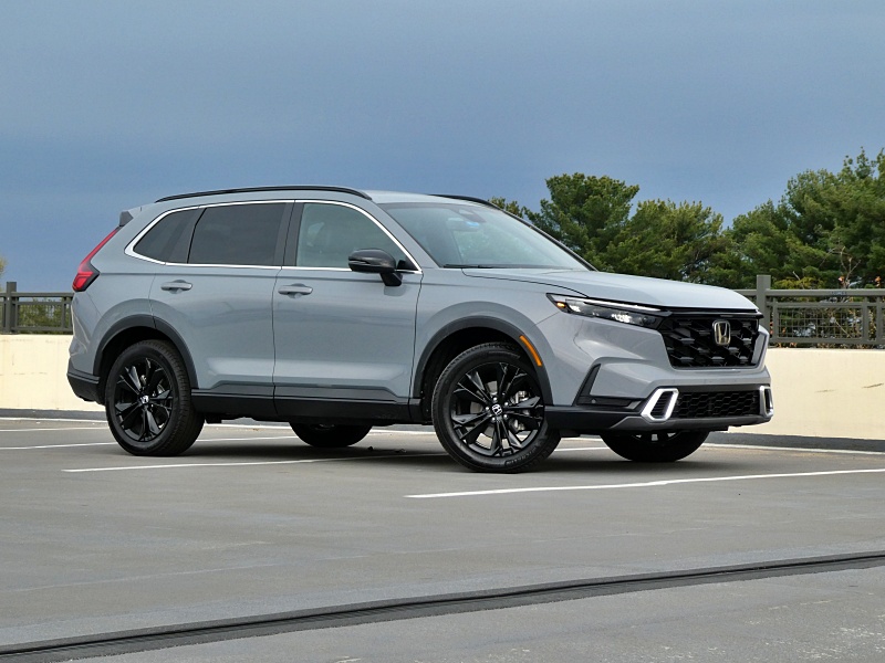 2025 Honda CR-V Hybrid ・  Photo by Brady Holt