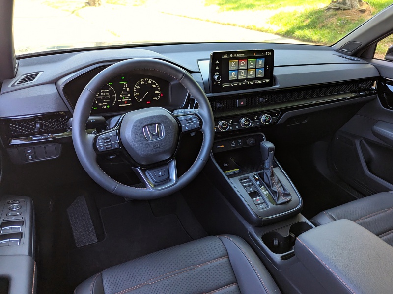 2025 Honda CR-V Sport Hybrid Touring ・  Photo by Brady Holt