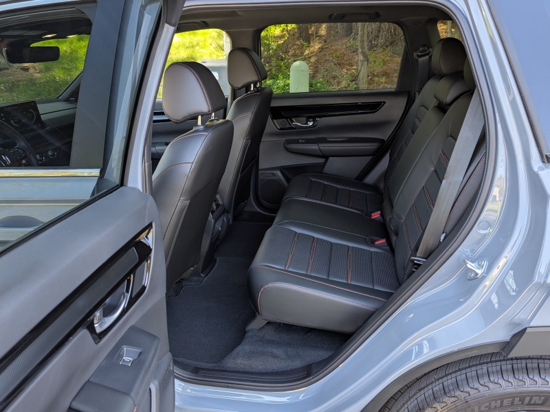 2025 Honda CR-V Hybrid Sport Touring ・  Photo by Brady Holt