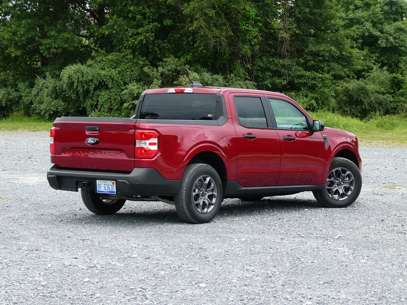 2025 Ford Maverick Hybrid XLT ・  Photo by Brady Holt
