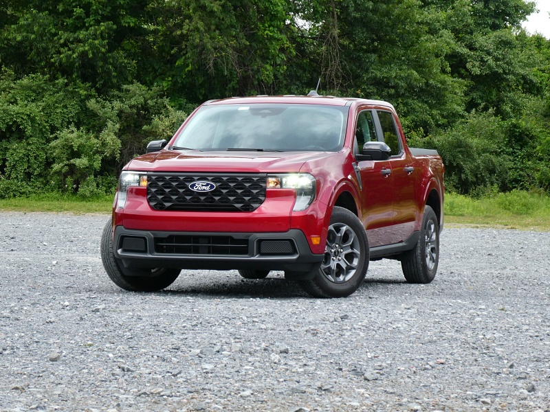 2025 Ford Maverick Hybrid XLT ・  Photo by Brady Holt