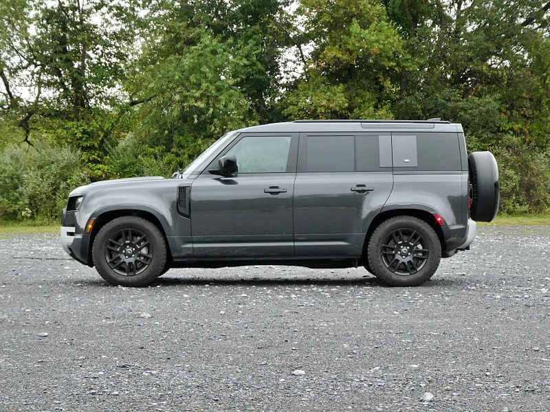 2024 Land Rover Defender 110 S ・  Photo by Brady Holt