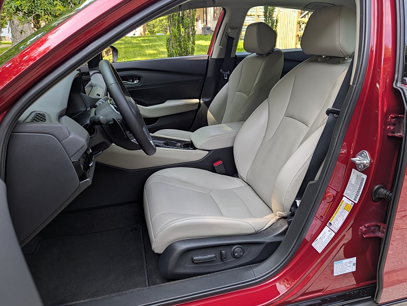 2025 Honda Accord Hybrid Touring ・  Photo by Brady Holt