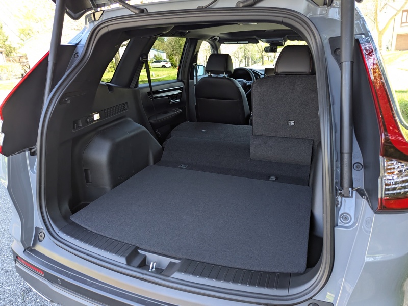 2025 Honda CR-V Hybrid Sport Touring ・  Photo by Brady Holt