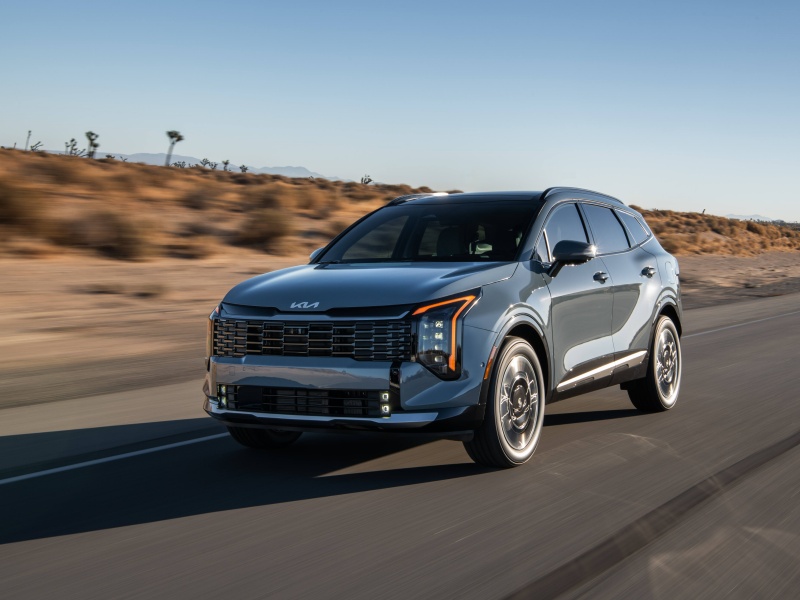 2026 Kia Sportage Hybrid ・  Photo by Kia
