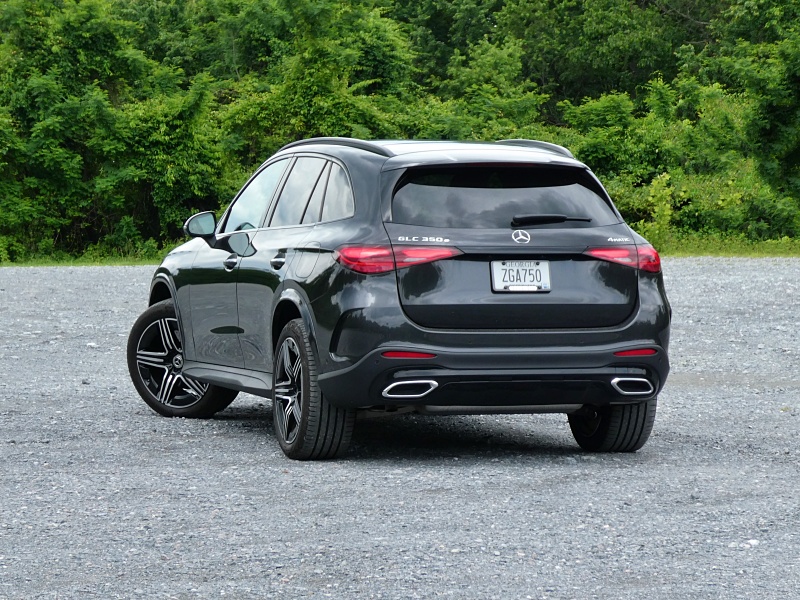2025 Mercedes-Benz GLC 350e ・  Photo by Brady Holt
