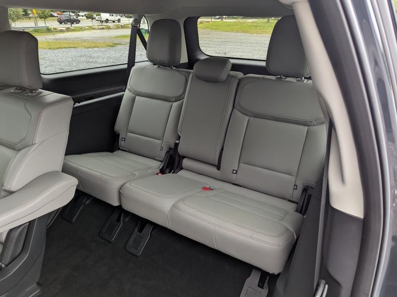 2025 Ford Expedition Max Active ・  Photo by Brady Holt