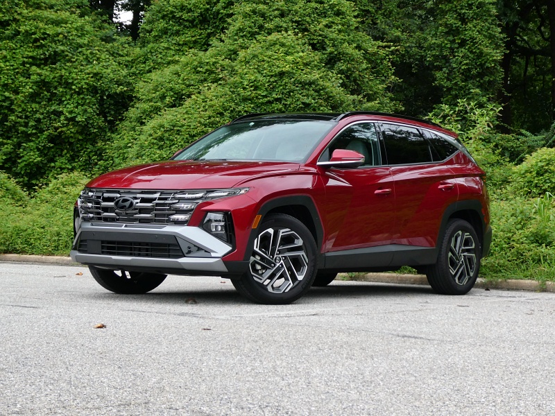 2025 Hyundai Tucson vs. 2025 Nissan Rogue Review