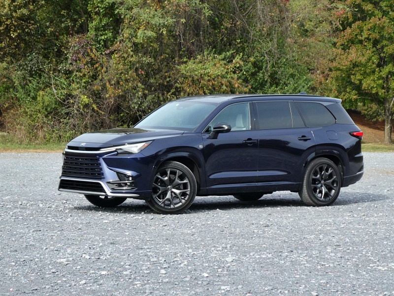 2025 Lexus TX 500h ・  Photo by Brady Holt