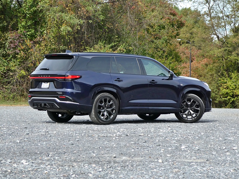 2025 Lexus TX 500h ・  Photo by Brady Holt