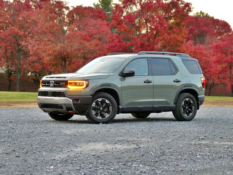 2026 Honda Passport TrailSport Elite ・  Photo by Brady Holt
