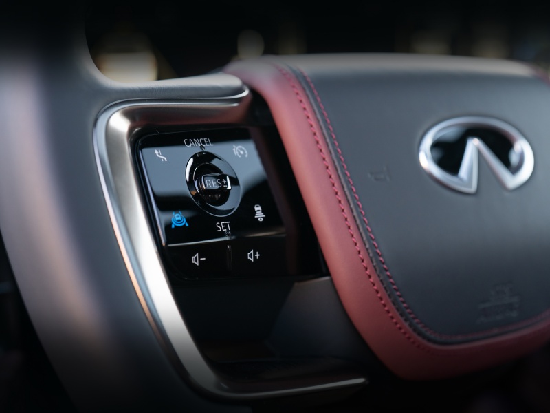 2025 Infiniti QX80 ・  Photo by Infinti