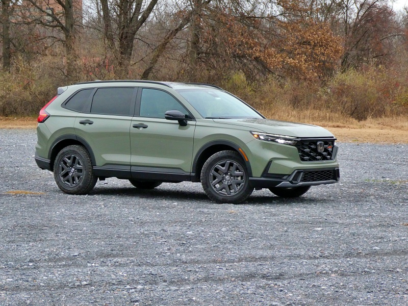 2026 Honda CR-V TrailSport ・  Photo by Brady Holt