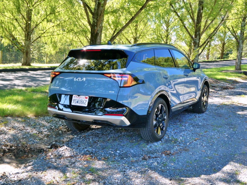 2026 Kia Sportage Hybrid SX Prestige ・  Photo by Brady Holt