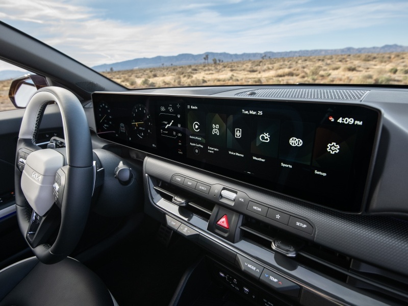 2026 Kia K4 Hatchback ・  Photo by Kia