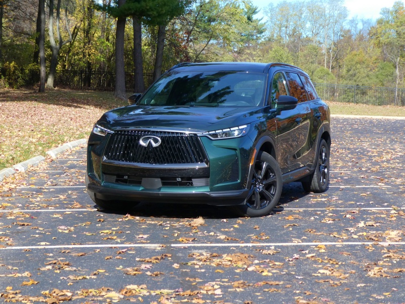 2026 Infiniti QX80 Autograph ・  Photo by Brady Holt