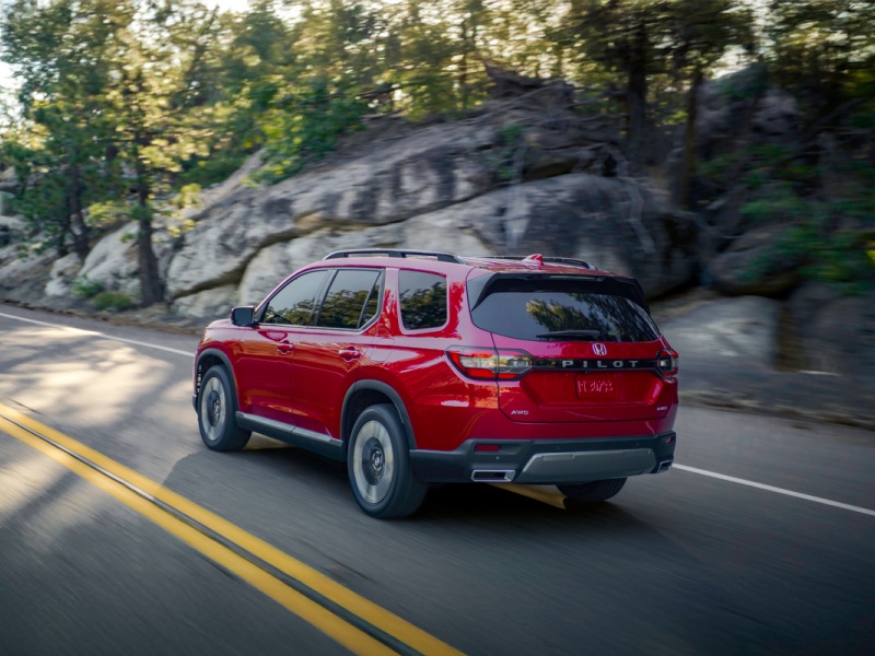 2026 Honda Pilot Elite ・  Photo by Honda
