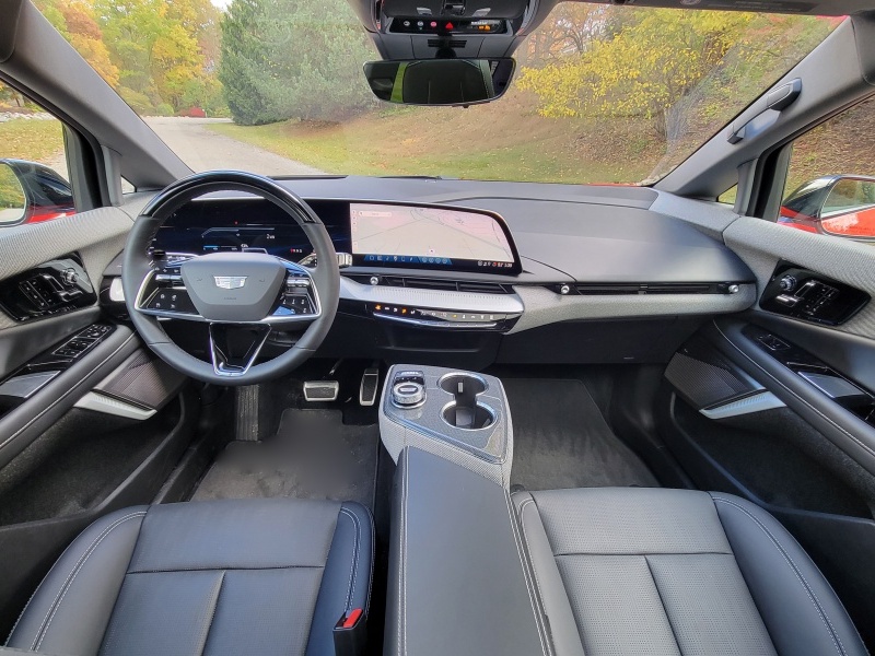 2026 Cadillac Optiq ・  Photo by Ron Sessions