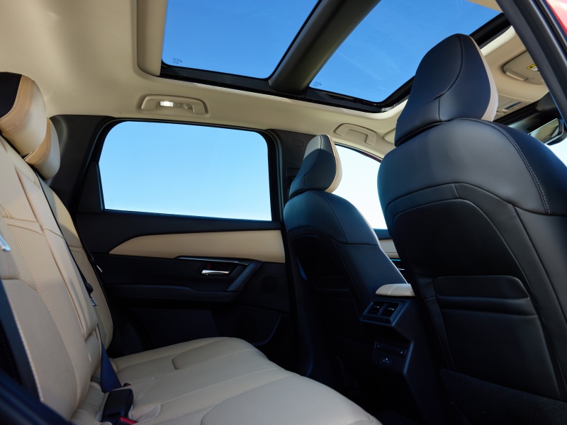 2026 Mazda CX-5 ・  Photo by Mazda