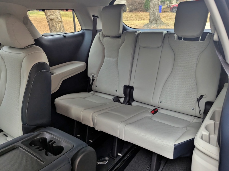 2026 Kia Carnival SX Prestige ・  Photo by Brady Holt