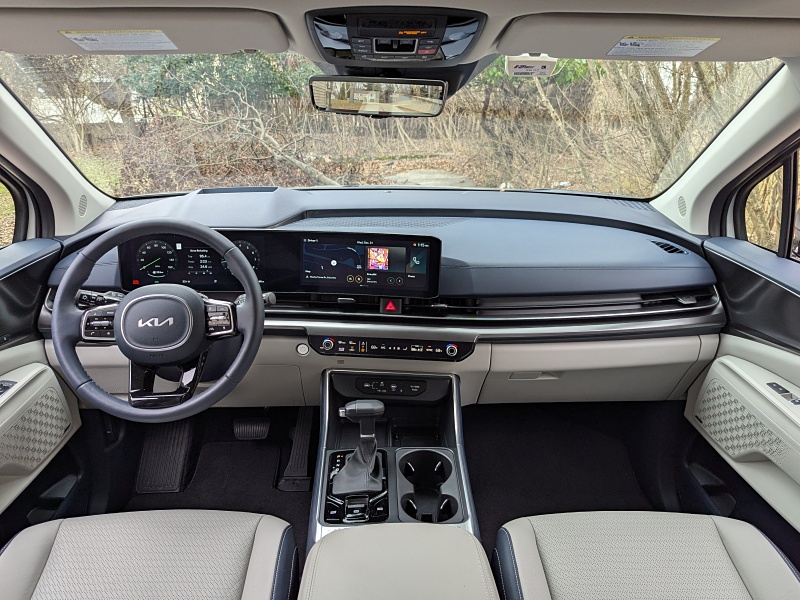 2026 Kia Carnival SX Prestige ・  Photo by Brady Holt