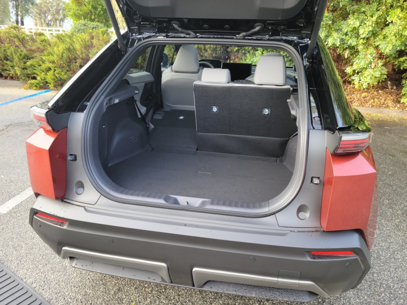 2026 Toyota C-HR ・  Photo by Ron Sessions