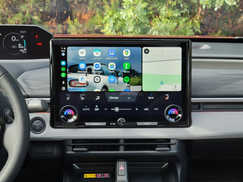 2026 Toyota C-HR ・  Photo by Ron Sessions