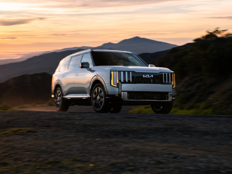 2027 Kia Telluride Road Test and Review