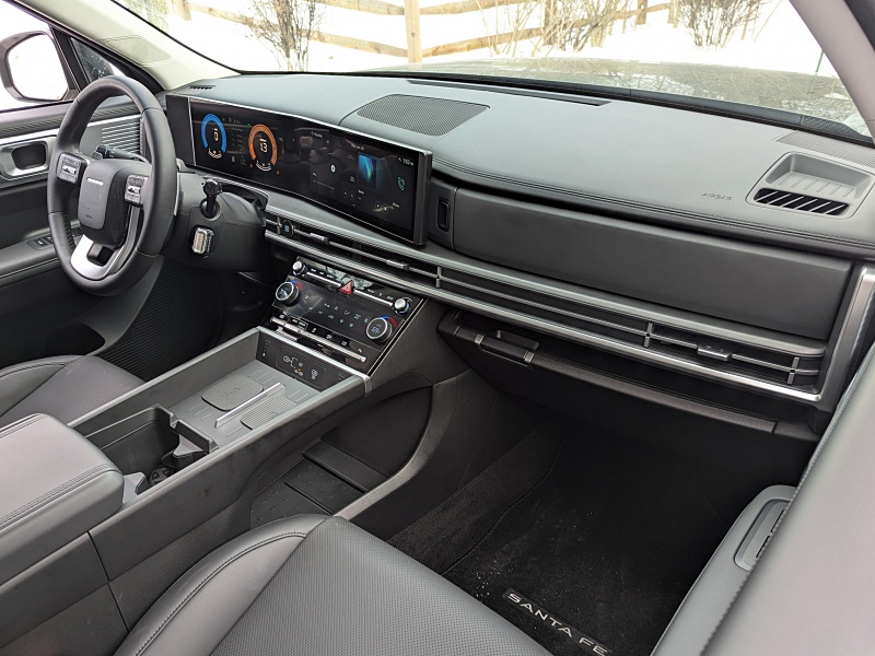 2026 Hyundai Santa Fe XRT ・  Photo by Brady Holt