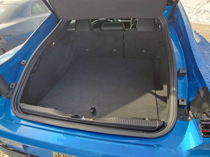 2026 Dodge Charger R/T AWD sedan ・  Photo by Ron Sessions