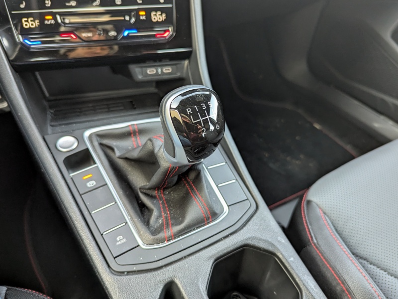 2026 Volkswagen Jetta GLI Autobahn ・  Photo by Brady Holt