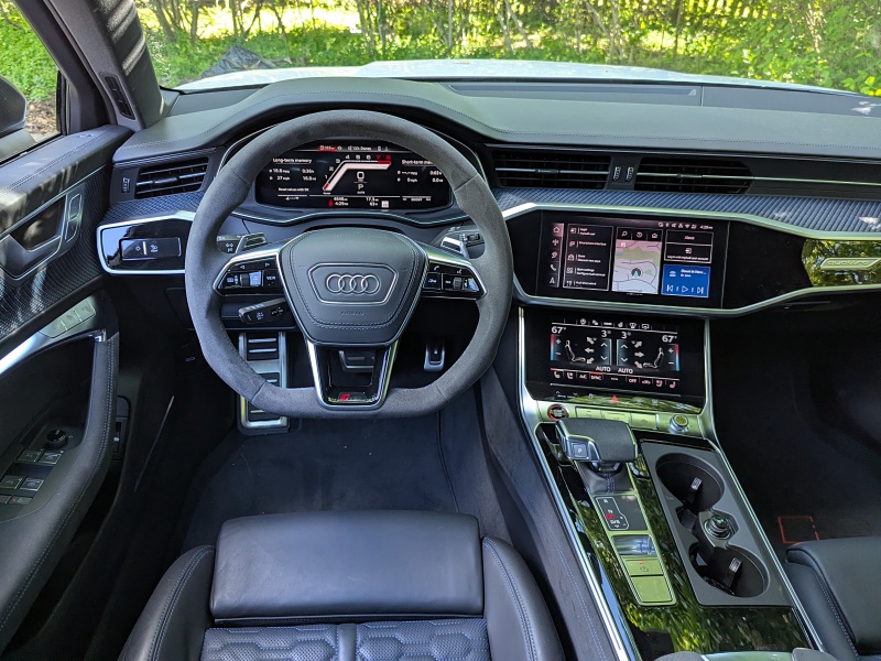 2026 Audi RS6 Avant ・  Photo by Brady Holt