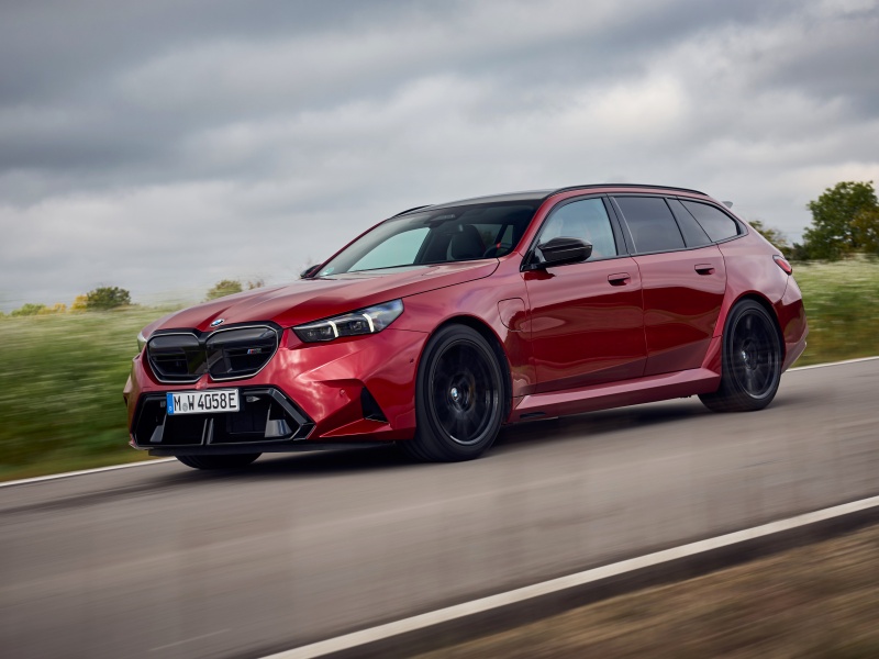 2025 BMW M5 Touring ・  Photo by BMW