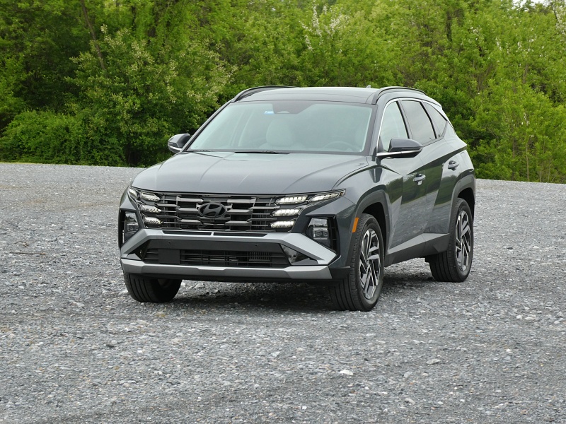 2026 Hyundai Tucson Hybrid Road Test and Review